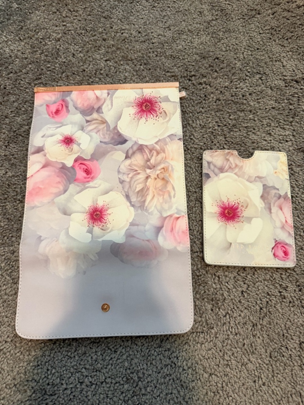 Ted Baker Pink Floral Jewelry Roll Case & Passport Holder Set - Picture 2 of 16